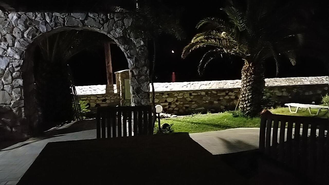 το πετρινο *