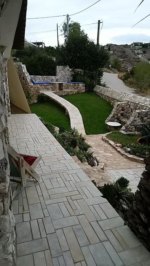το πετρινο Agia Marina Mikrolimanou